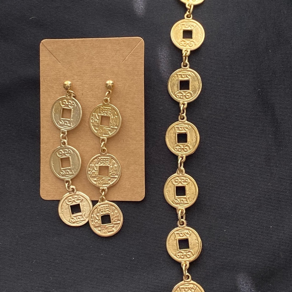 Vintage Coin earrings and bracelet gold tone fashion set